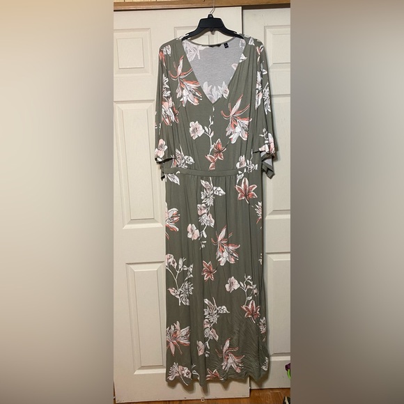 G Giuliana EcoLuxe Knit MAXI Dress Sage Green  Floral - Picture 4 of 4